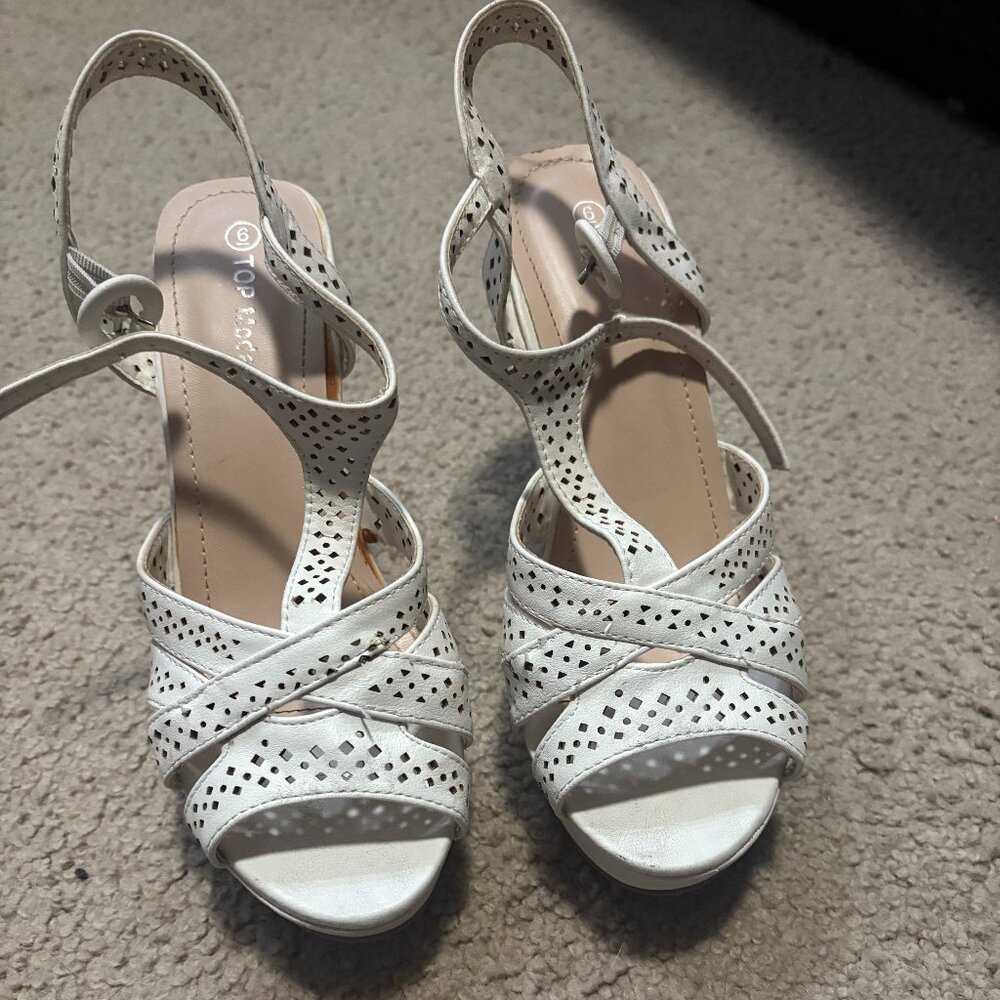 White Wedge